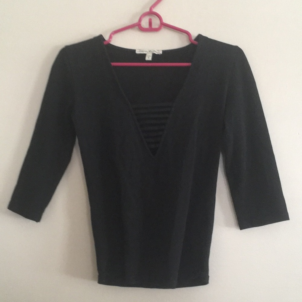 Express OneEleven deep v top